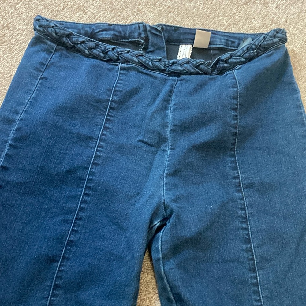 Divided Blue Jeggings with Stylish Braided Waistband